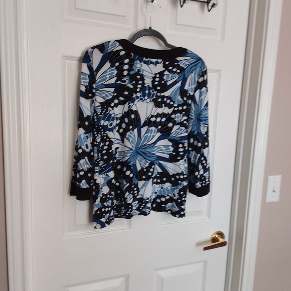 Alfred Dunner Ladies Petite Top - Picture 5 of 6